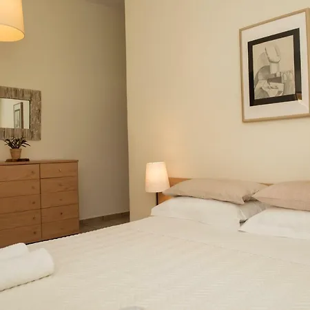 Apartman Arcadian & *