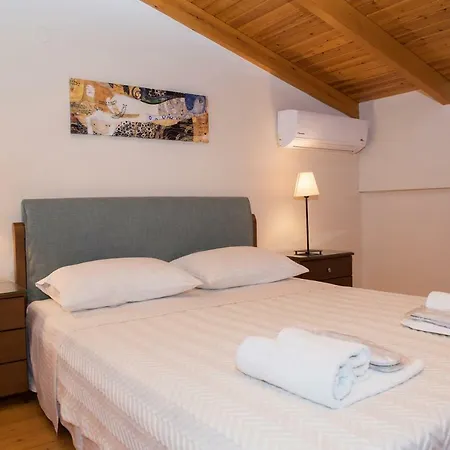 Arcadian & * Xiropígado